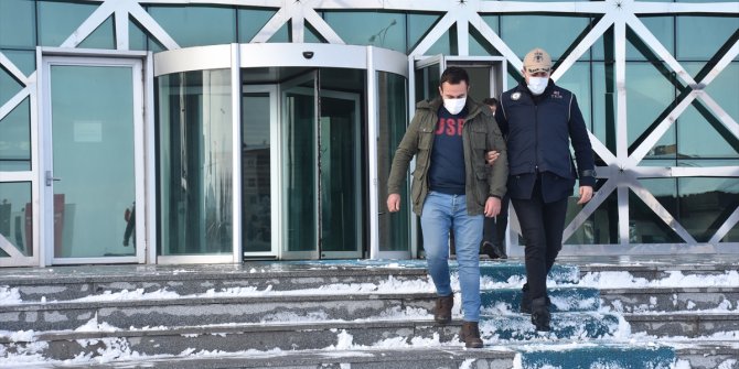 Kars'ta FETÖ soruşturmasında gözaltına alınan 4 astsubay adliyede