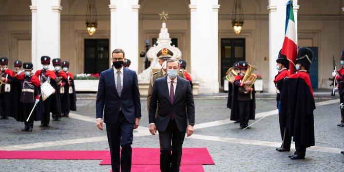 İtalya Başbakanı Draghi, Polonyalı mevkidaşı Morawiecki ile Roma'da görüştü