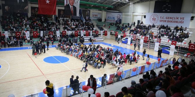 Metin Şentürk, Mardin'de engelliler için konser verdi