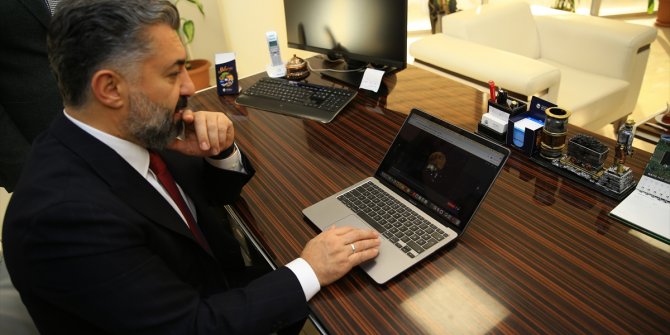 RTÜK Başkanı Şahin, AA'nın "Yılın Fotoğrafları" oylamasına katıldı