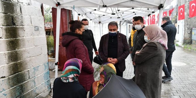 Balıkesir Valisi Hasan Şıldak, şehit Ali Sarı'nın ailesini ziyaret etti