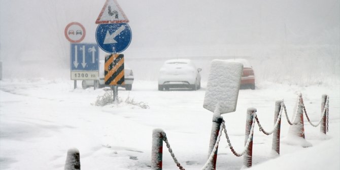 Trakya'nın yüksek kesimlerinde kar yağışı devam ediyor