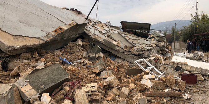 Adıyaman'da tüp patlaması sonucu tek katlı ev yıkıldı, 2 kişi yaralandı