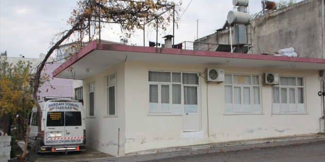 GÜNCELLEME - Antalya'da ayrı yaşadığı eşi ile oğlunu yaralayan koca, evdeki kişiyi öldürdü
