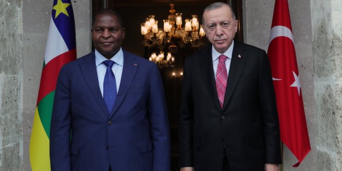 Cumhurbaşkanı Erdoğan, Orta Afrika Cumhuriyeti Cumhurbaşkanı Touadera ile görüştü