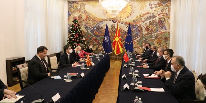 ﻿TBMM Başkanı Şentop, Kuzey Makedonya Cumhurbaşkanı Pendarovski ile görüştü