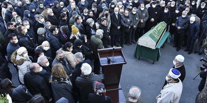 Türk sanat müziği sanatçısı Faruk Tınaz için cenaze töreni düzenlendi