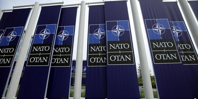 NATO için 2021 Afganistan'dan çekilme ve Rusya ile gerginlik yılı oldu