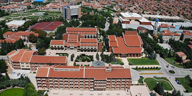 Anadolu Üniversitesi öğretim üyesi alıyor