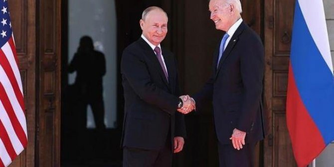 Biden ile Putin arasındaki Ukrayna görüşmesi bitti