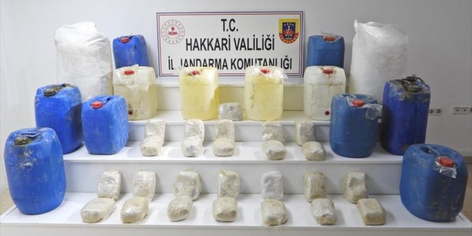 Hakkari'de İHA destekli operasyonda 30 kilogram eroin ele geçirildi