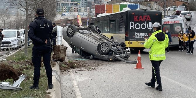 Ümraniye’de takla atan otomobilin sürücüsü yaralandı