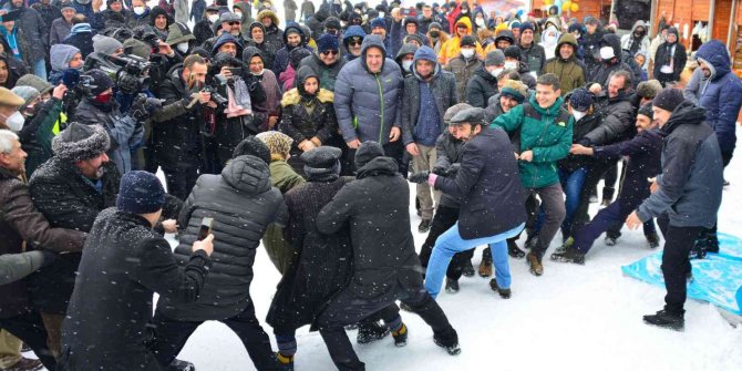 Kar festivali Ordu’yu Akkuş’ta buluşturdu