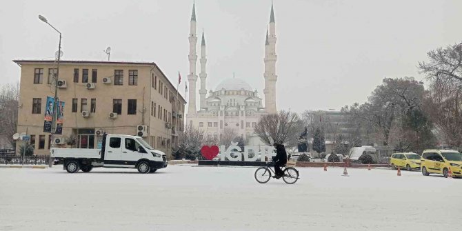 Iğdır’da 44 köy yolu ulaşıma kapandı