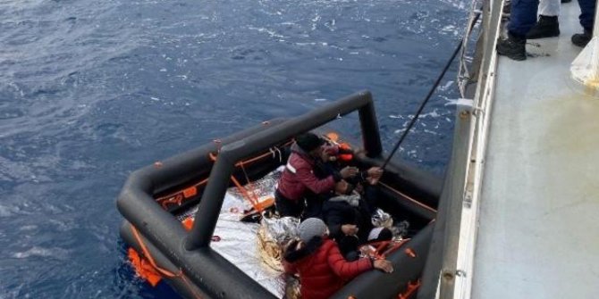 Muğla'da 5 düzensiz göçmen kurtarıldı