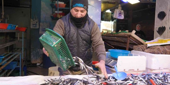 Suyun buz tuttuğu derecede ekmek kavgası