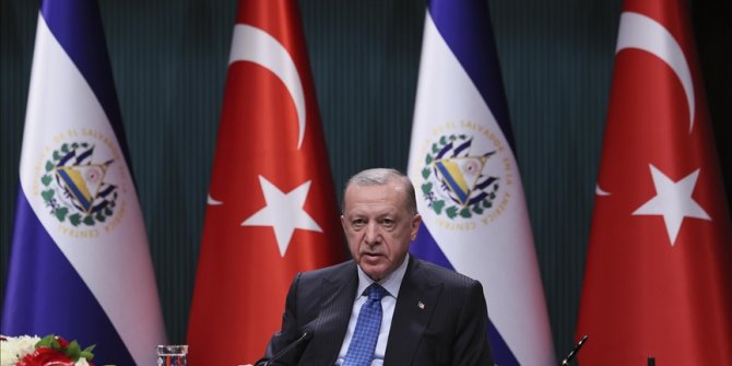 Turquie: dîner offert par Erdogan en l'honneur de Bukele