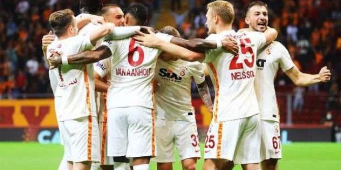Galatasaray lider Trabzonspor'u ağırlayacak!