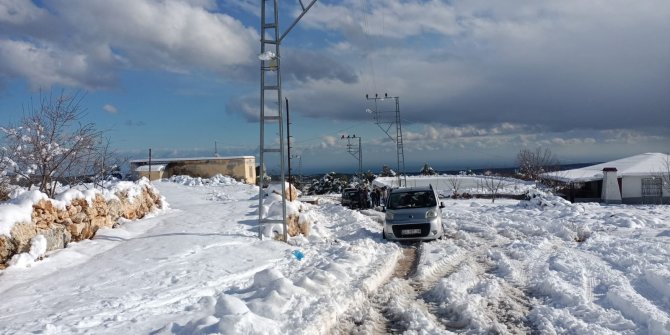 Mersin’in yüksek kesimlerinde kar yağışı etkili oluyor