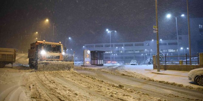 Selçuklu’da kar mesaisi