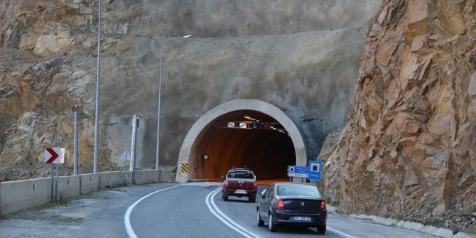 Barajlar şehriydi şimdi tüneller şehri oldu