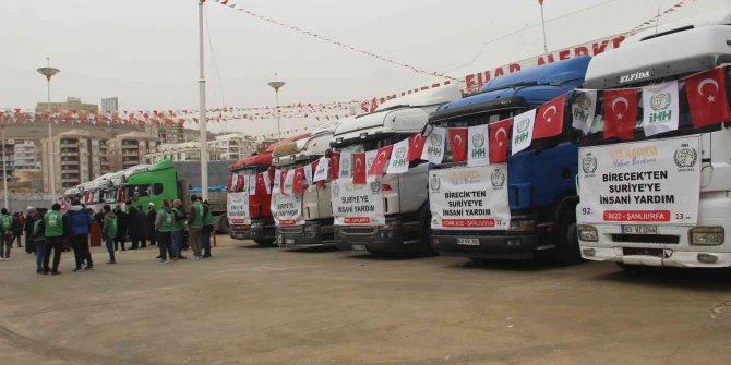 Şanlıurfa’dan sınır ötesine 13 tır insani yardım gönderildi