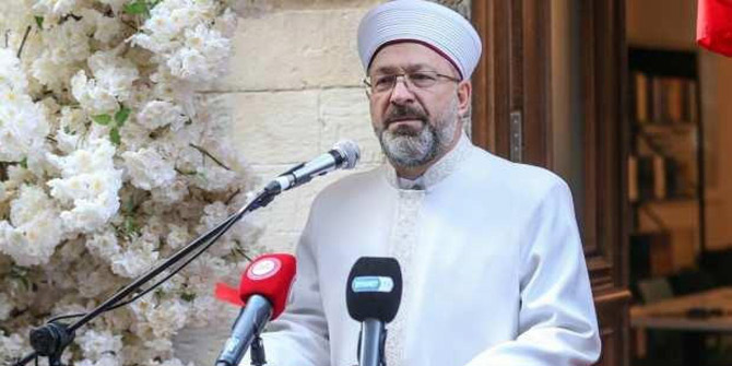 Diyanet İşleri Başkanı Erbaş, Kosova’daki Priştine Merkez Camisi inşaatını inceledi