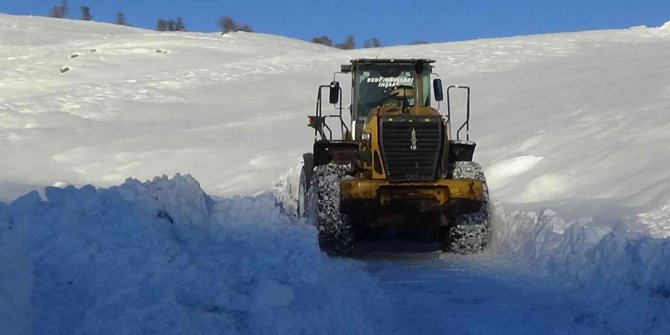 Muş’ta 35 köy yolu ulaşıma kapandı