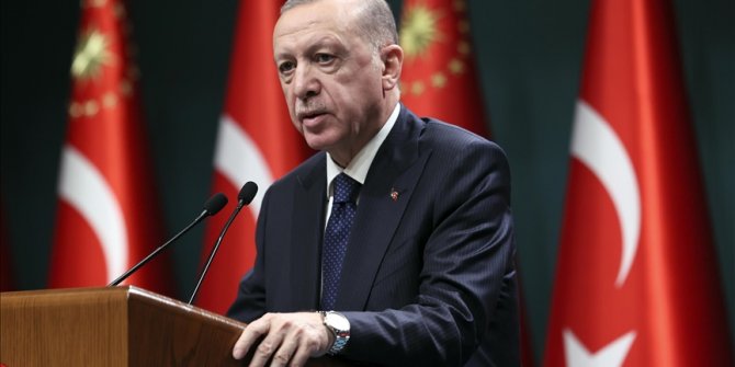 Erdogan: Ministarstva će pratiti da li se smanjenje PDV-a odražava na cijene