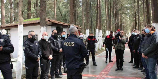 Şehit polis Kaplan, mezarı başında anıldı