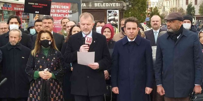 Başkan Sebahattin Ceyhun: "Bin yıl sürmedi, bin yıl geçse de unutulmayacak"