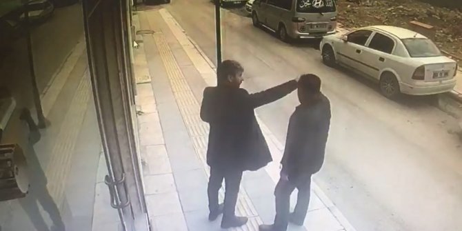 Direğe adeta kafa attı, neye uğradığını şaşırdı