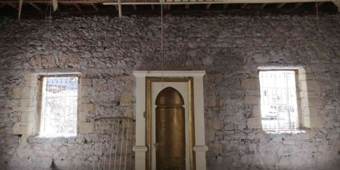 Restorasyon çalışmalarının ardından tarihi cami yeniden ibadete açılıyor