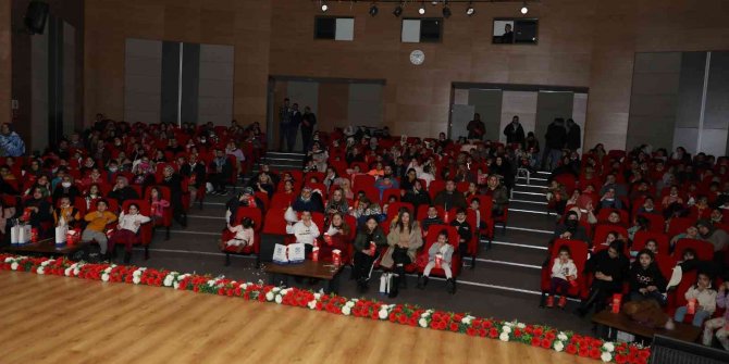 Çocuklardan ’Kitap sizden sinema bileti bizden’ kampanyasına büyük ilgi