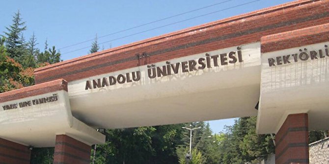 Anadolu Üniversitesi 7 Sınav Hizmetleri Uzmanı alacak