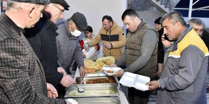 Bu köyden iftar yapmadan ‘Geçit’ yok