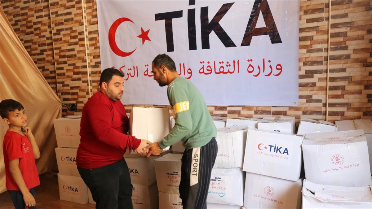 TİKA'dan, Gazze Şeridi'nde yardım kolisi