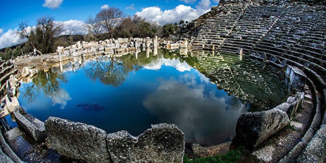 Stratonikeia Antik Kenti'ndeki restorasyon ihalesi