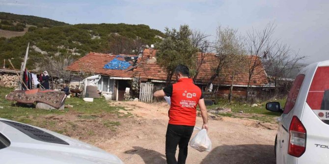 500 kişiye her gün iftarda sıcak yemek gidiyor