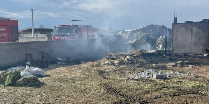 Konya'da samanlıkta çıkan yangın söndürüldü