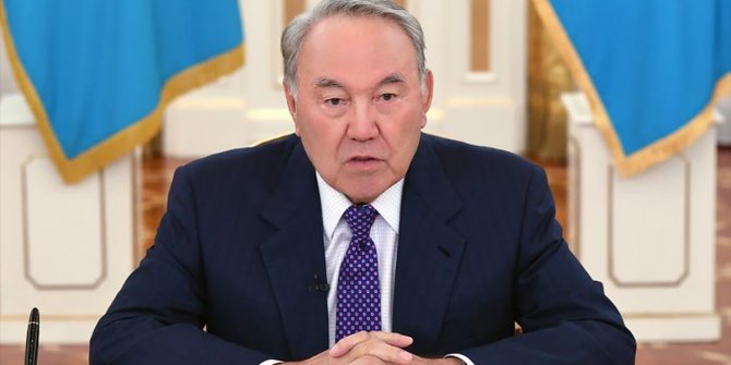 Nazarbayev’e anayasa şoku!