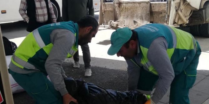 Adıyaman’da 400 kilo sağlıksız sucuk imha edildi