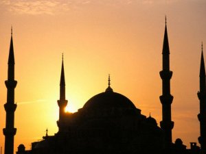 Ramazanda türbe ve cami ziyaretleri arttı