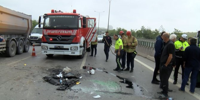 Sabiha Gökçen Havalimanı yolunda zincirleme trafik kazası: 2 yaralı