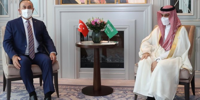 Bakan Çavuşoğlu, Suudi Arabistanlı mevkidaşıyla telefonda görüştü