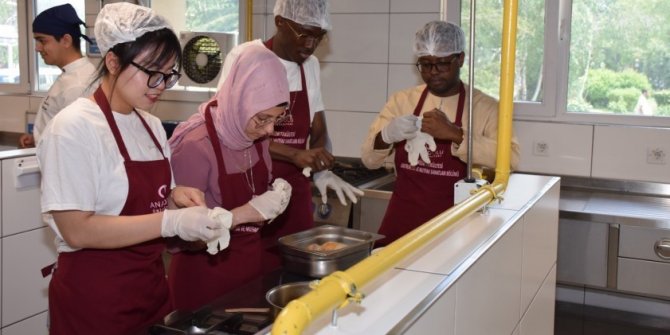 Anadolu Üniversitesi’nde "Türk Mutfağı Atölyesi" gerçekleştirildi
