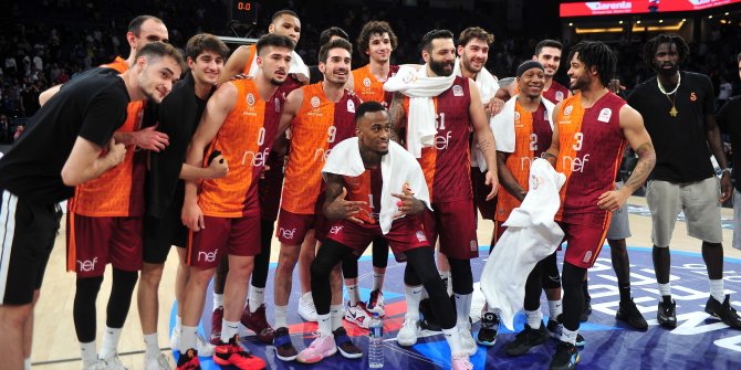 Galatasaray Nef, Anadolu Efes’i farklı mağlup etti