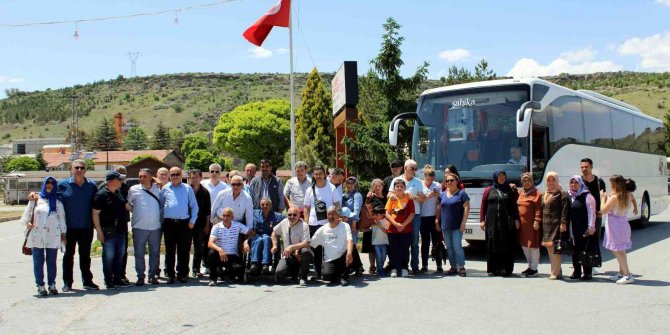 33 yıl sonra gazi arkadaşlarını ziyaret ettiler