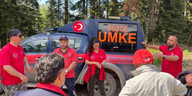 Doğada arama kurtarma eğitimi aldılar