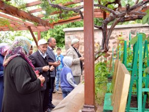 Somuncu Baba Külliyesi'ne ramazan ilgisi